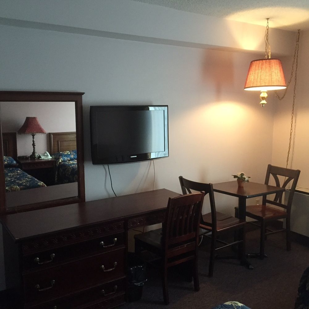 White Knight Motel Brampton Buitenkant foto